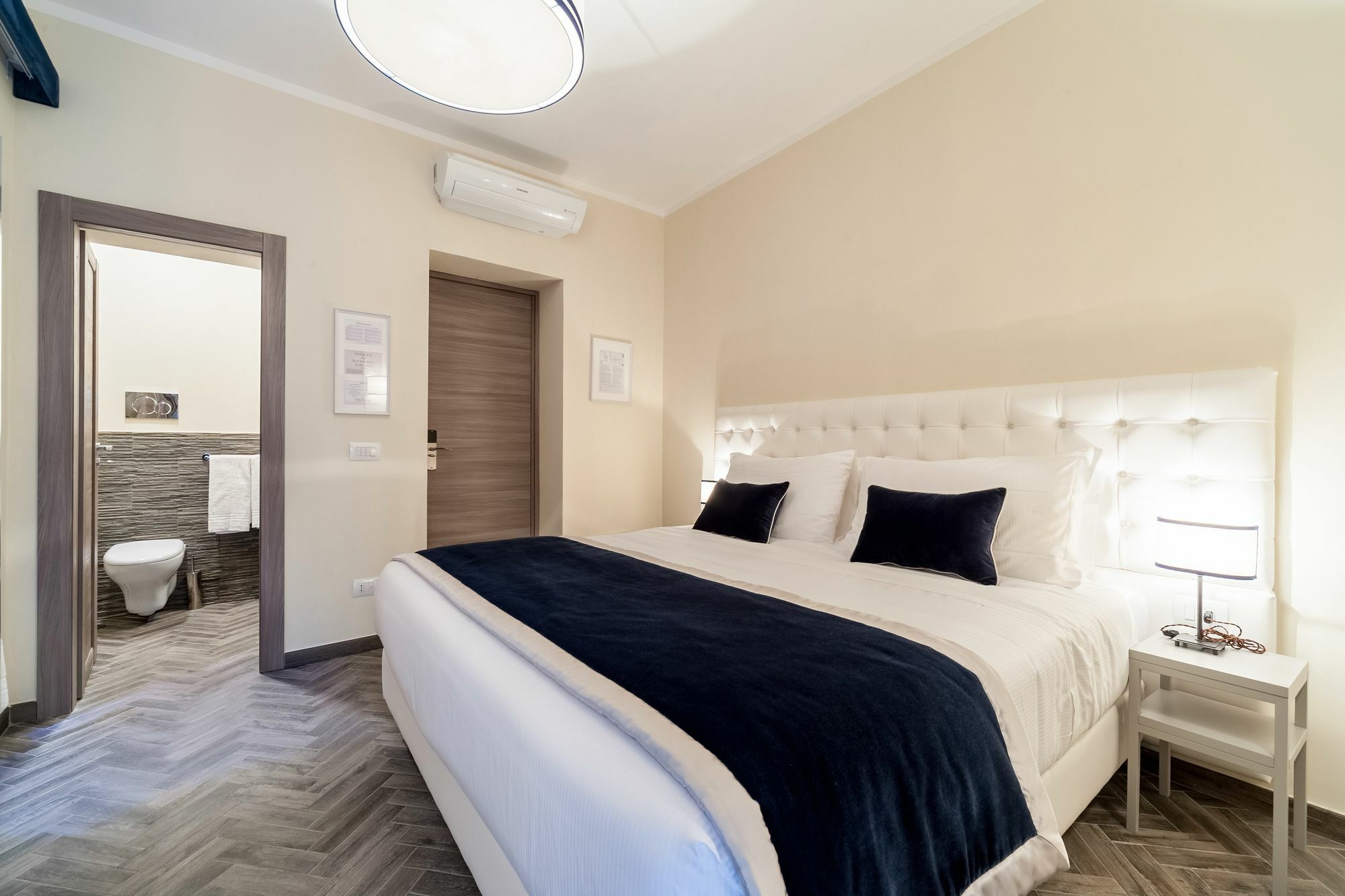 Foro Romano Luxury Suites Ngoại thất bức ảnh
