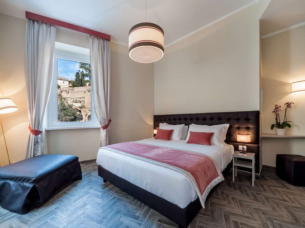 Foro Romano Luxury Suites Phòng bức ảnh